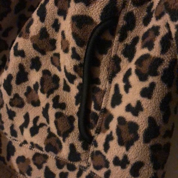 Fuzzy Leopard Print Hooded Zip Up Jacket Sweater - Picture 5 of 8
